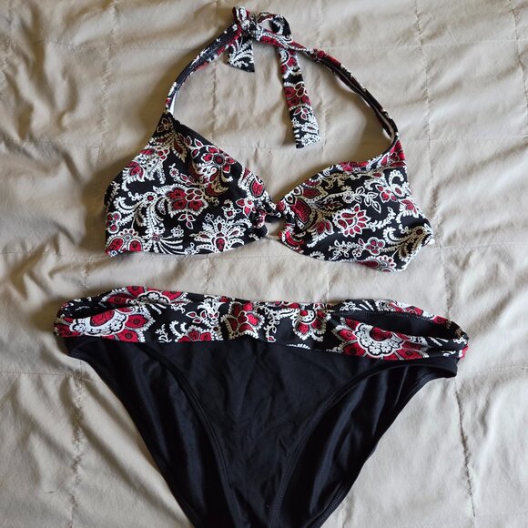 Red, Black, and White Bikini Bathing Suit Size 16 - Picture 1 of 2